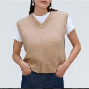 NWT Everlane The Cashmere Vest in Light Camel